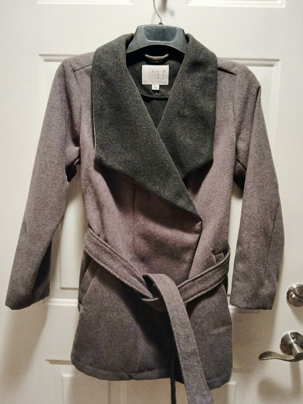 Wool-Like Single Button Trench EUC